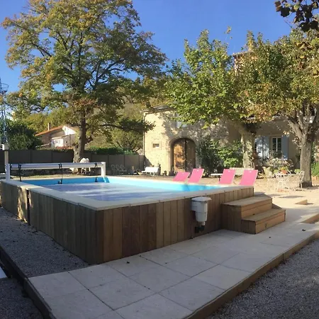 Chez Les Brocs Couette-café 3*