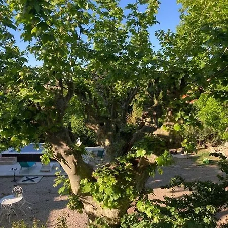 Chez Les Brocs Couette-café