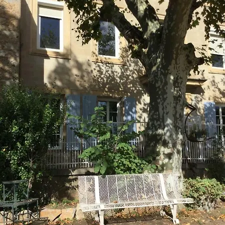 לינה וארוחת בוקר Chez Les Brocs Canet (Aude)