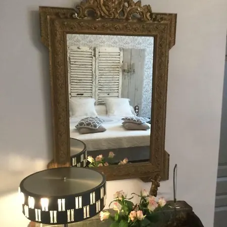 Chez Les Brocs Couette-café 3*